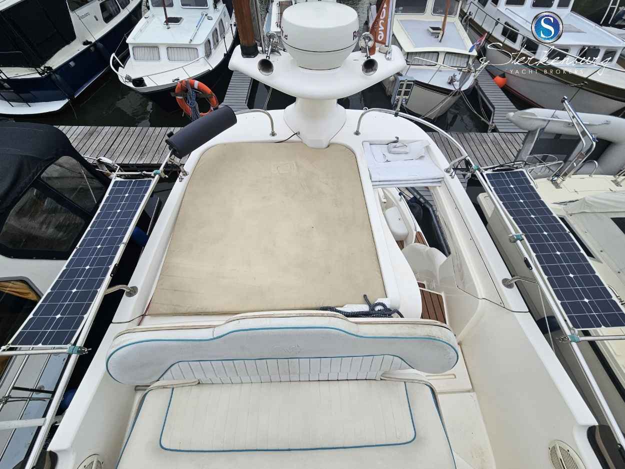 Motorboot Sealine F330 Statesman