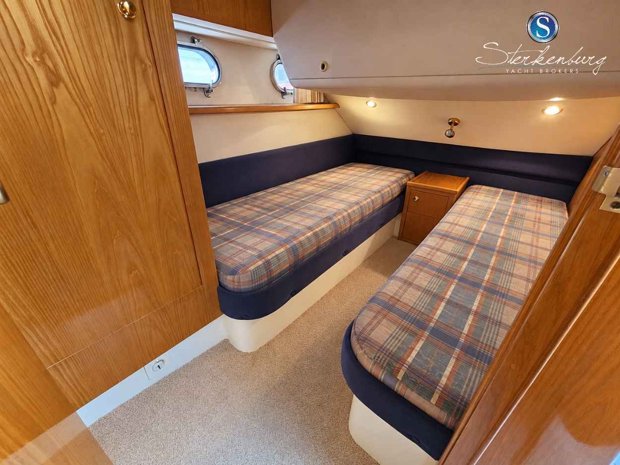 Motorboot Fairline 37 Corsica