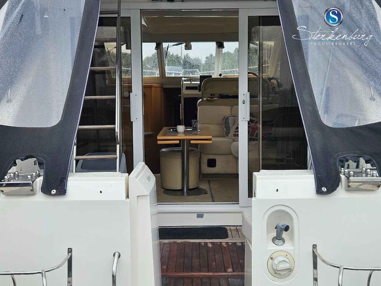 Motorboot Fairline 37 Corsica