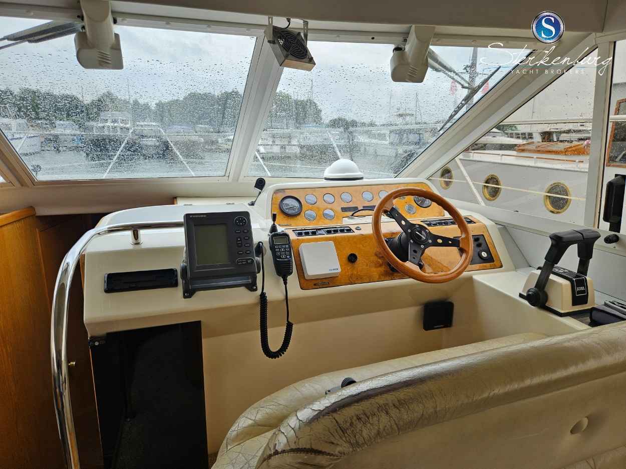 Motorboot Fairline 37 Corsica