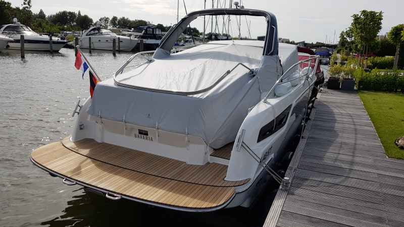 Motorboot Bavaria S30 Open