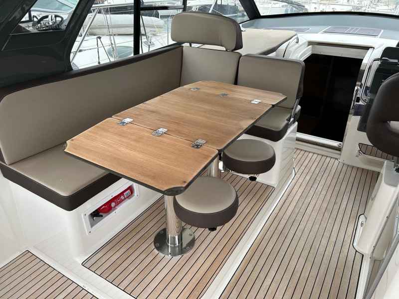 Motorboot Bavaria S36 HT