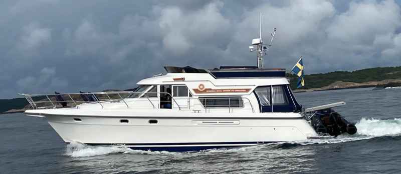 Motorboot Bavaria S36 Open