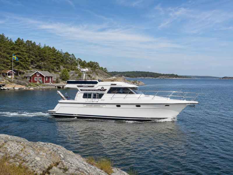 Motorboot Bavaria S36 Open