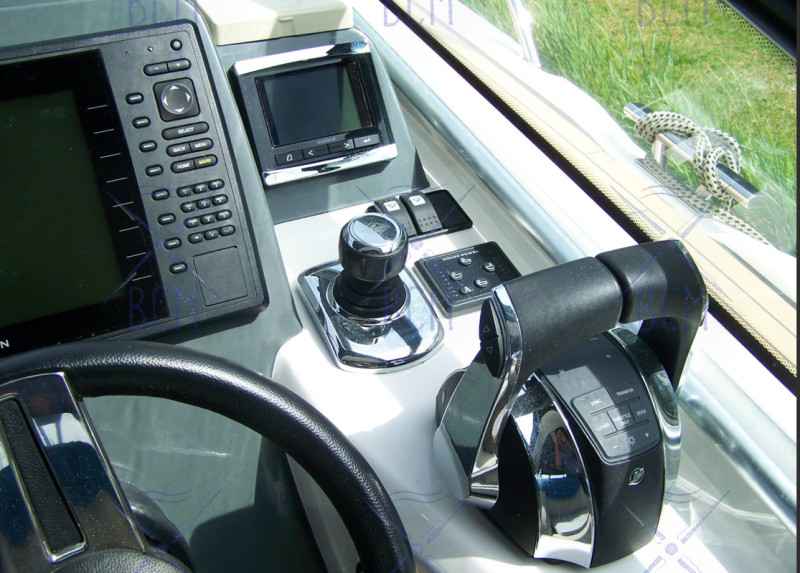 Motorboot Bavaria S36 Open