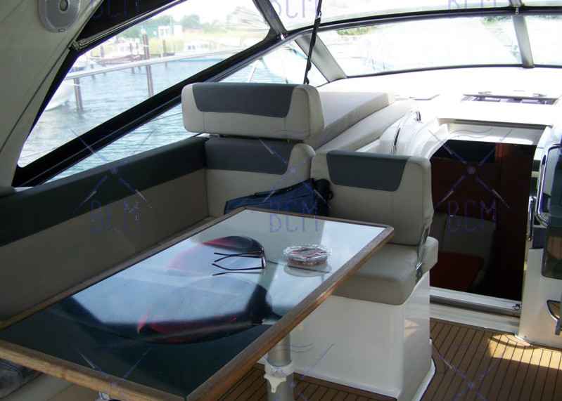 Motorboot Bavaria S36 Open