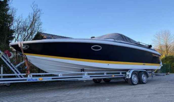 Motorboot Cobalt 263