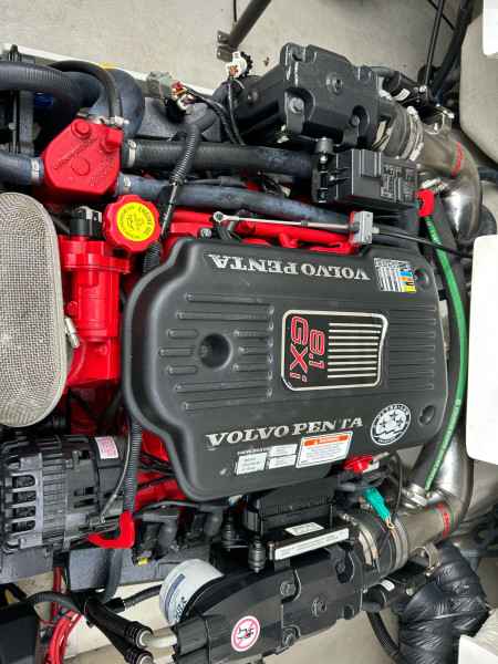 Motorboot Cobalt 263