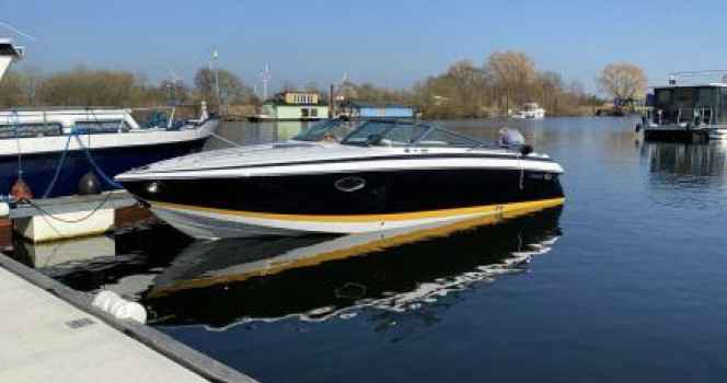 Motorboot Cobalt 263