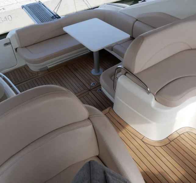 Motorboot Cranchi Zaffiro 34