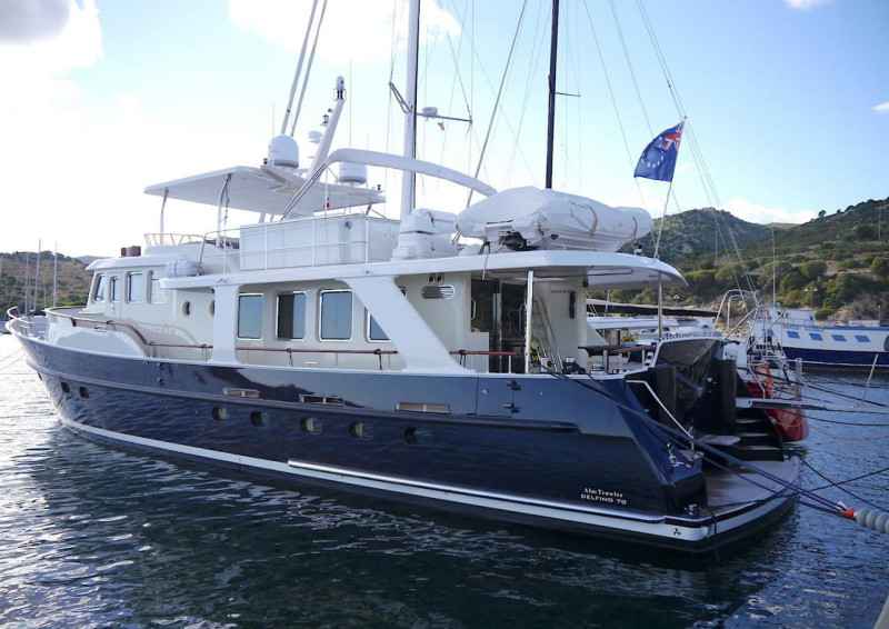 Motorboot de Alm Delfino 72