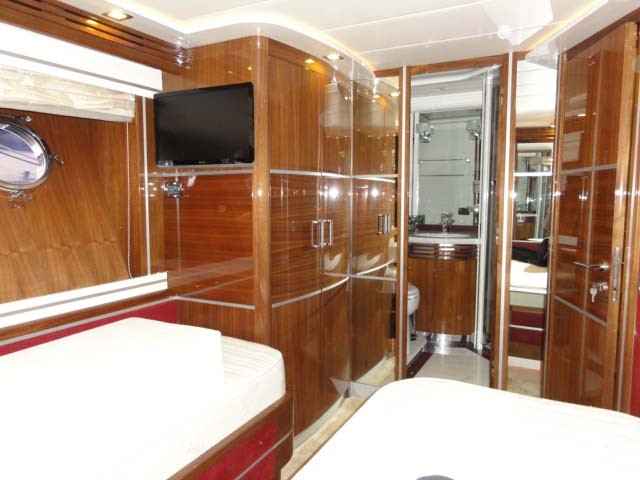 Motorboot Dominator 86 S