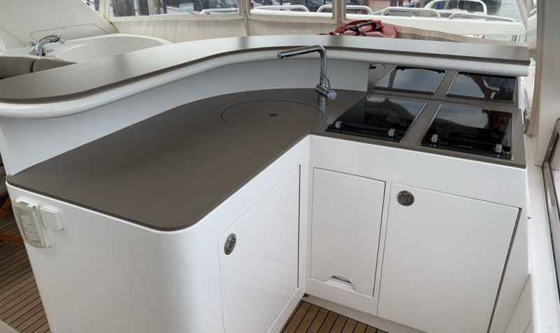 Motorboot Elegance 72 Fly