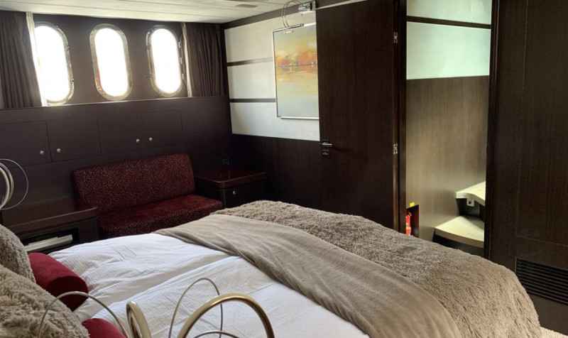 Motorboot Elegance 72 Fly