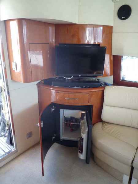 Motorboot Fairline Phantom 40 Fly