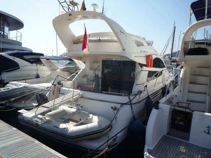 Motorboot Fairline Phantom 40 Fly