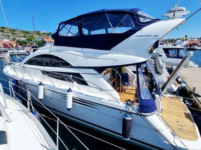 Motorboot Fairline Phantom 40 Fly