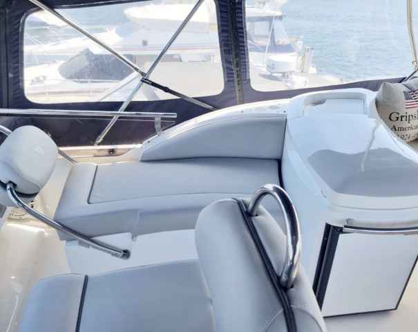 Motorboot Fairline Phantom 40 Fly