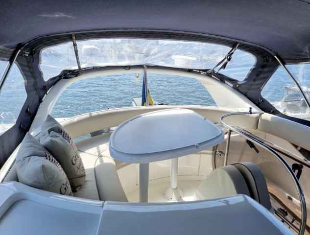 Motorboot Fairline Phantom 40 Fly