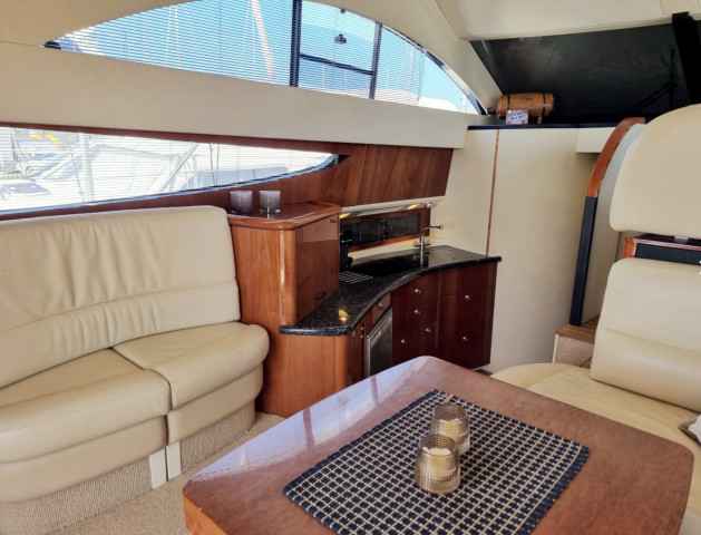 Motorboot Fairline Phantom 40 Fly