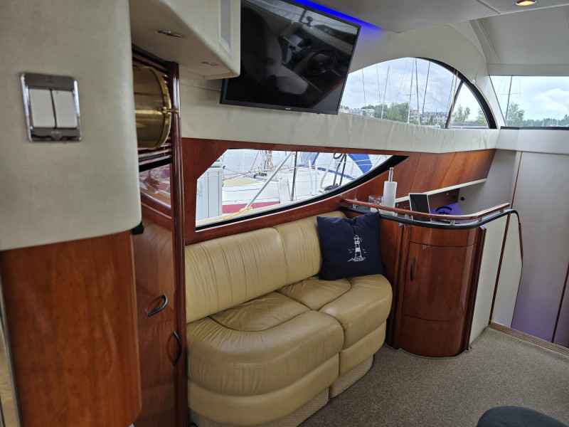 Motorboot Fairline Phantom 43 Fly