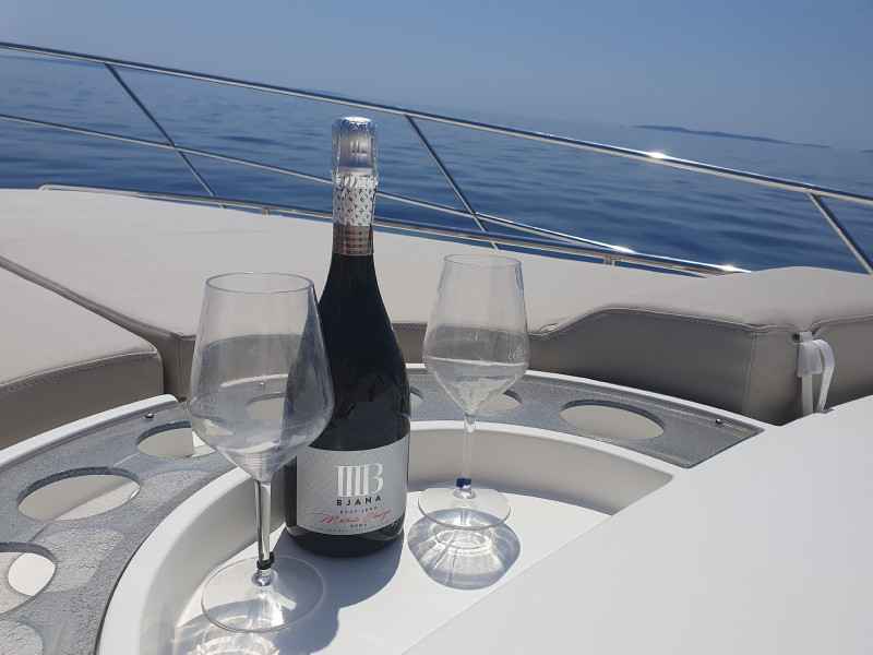 Motorboot Fairline Squadron 55 Fly