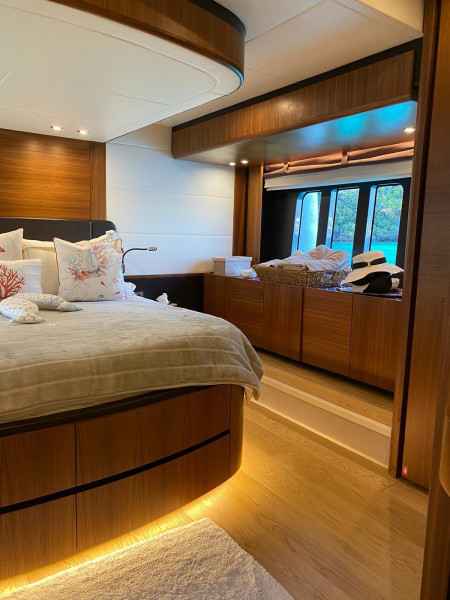 Motorboot Absolute 58 Fly