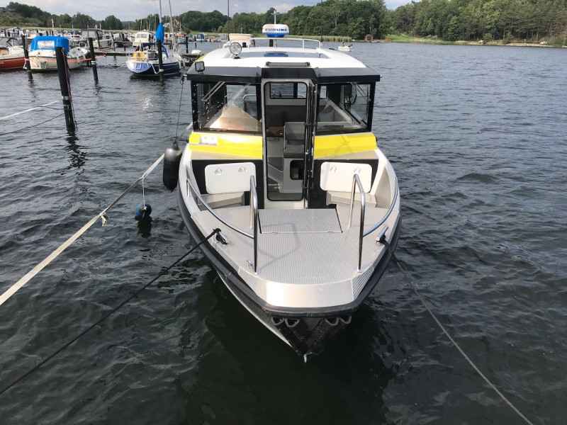 Motorboot Buster Boats (FI) Phantom