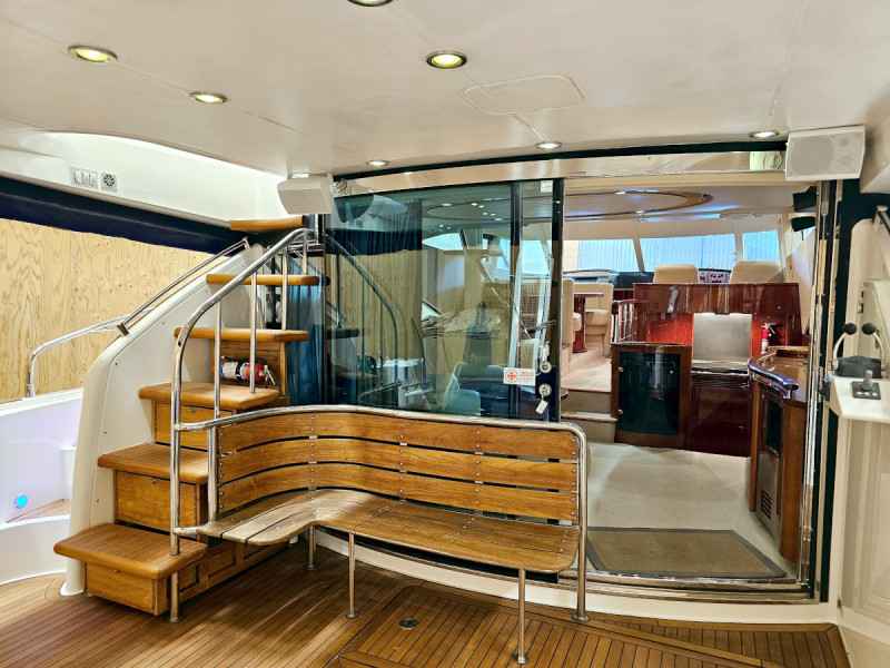 Motorboot Fairline Squadron 58 Fly