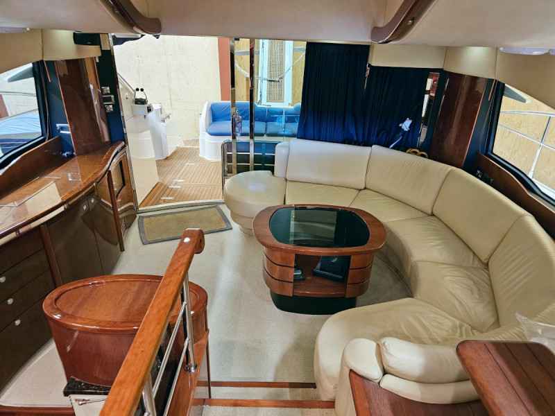 Motorboot Fairline Squadron 58 Fly