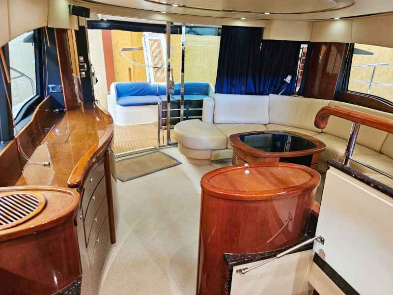 Motorboot Fairline Squadron 58 Fly