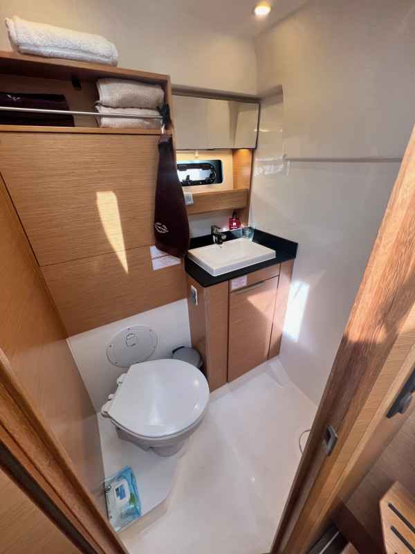 Motorboot Bavaria S36 HT