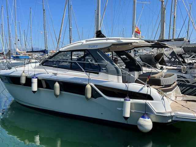 Motorboot Bavaria S36 HT