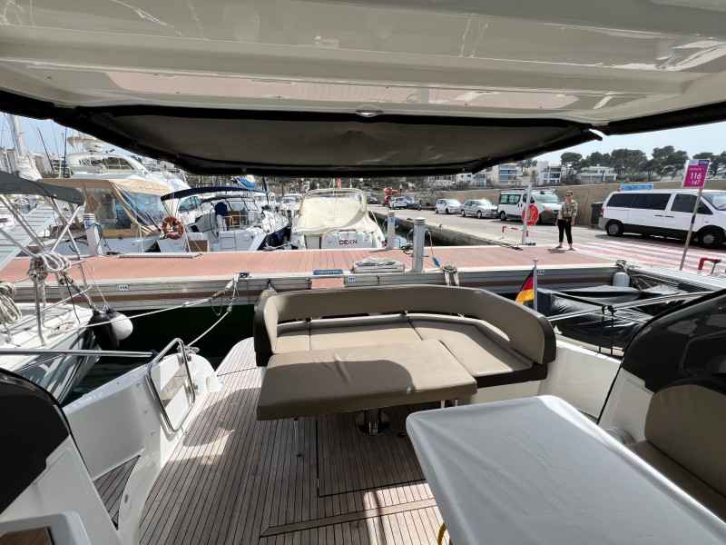 Motorboot Bavaria S36 HT