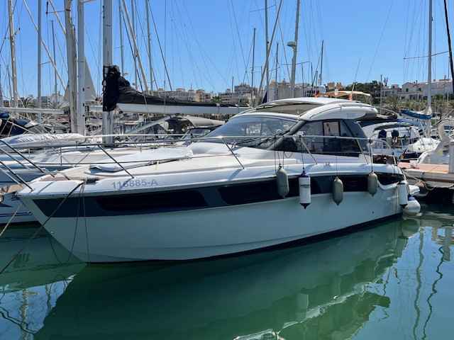 Motorboot Bavaria S36 HT