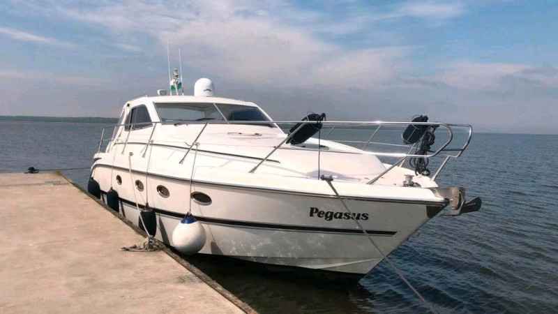 Motorboot Seawing 355 HT