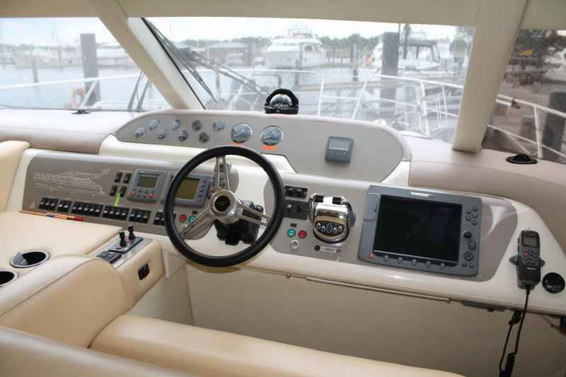 Motorboot Sealine T 52