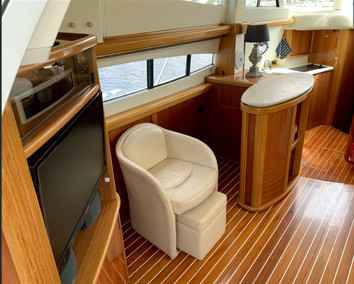 Motorboot Sealine T47