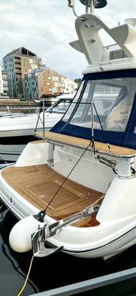 Motorboot Sealine T47