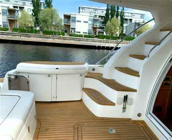 Motorboot Sealine T47