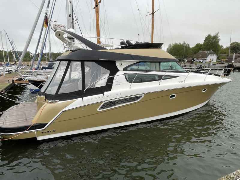 Motorboot Bavaria (DE) 36 Sport Open
