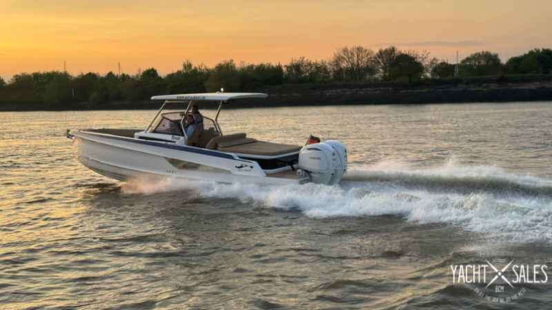 Motorboot Sterk 31 RC SUPERSPORT