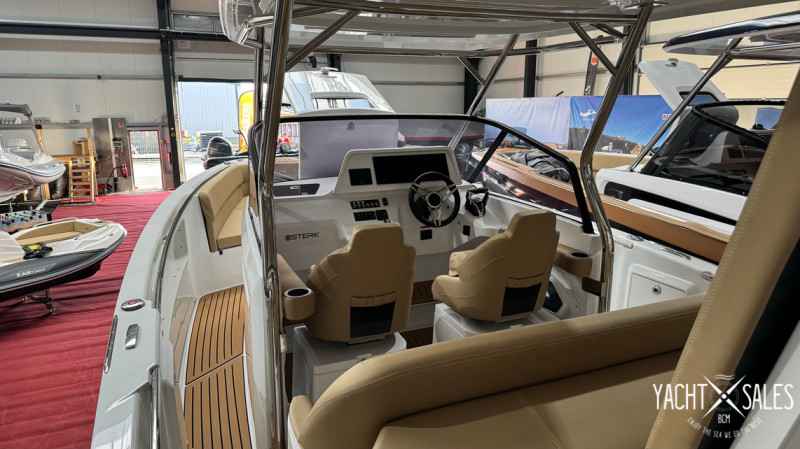 Motorboot Sterk 31 RC SUPERSPORT