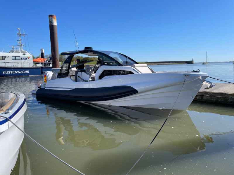 Motorboot Sterk 31 RC SUPERSPORT
