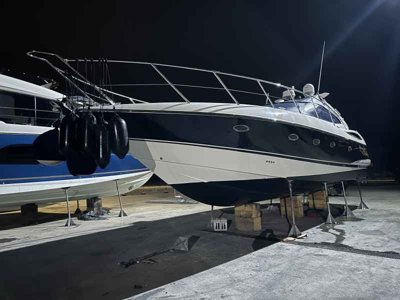 Motorboot Sunseeker 44 Camargue