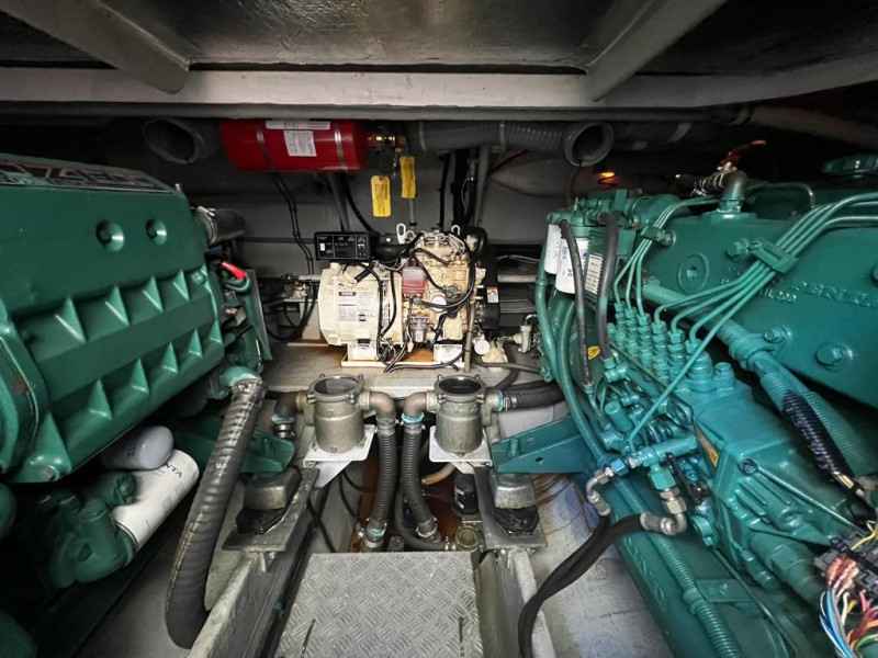 Motorboot Sunseeker 44 Camargue