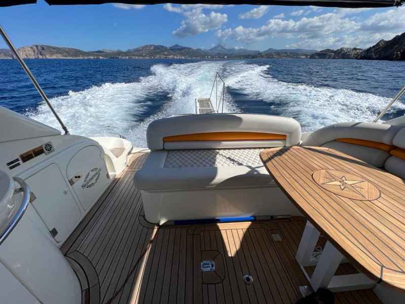 Motorboot Sunseeker 44 Camargue