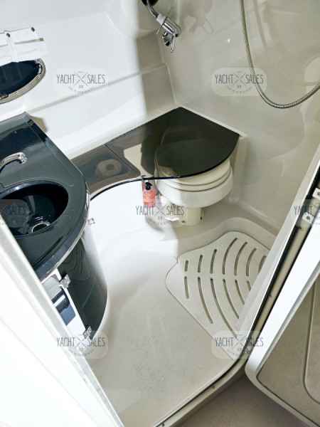Motorboot Doral 330 Elegante