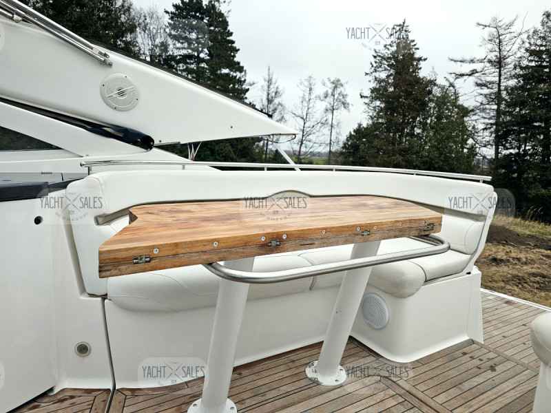 Motorboot Doral 330 Elegante