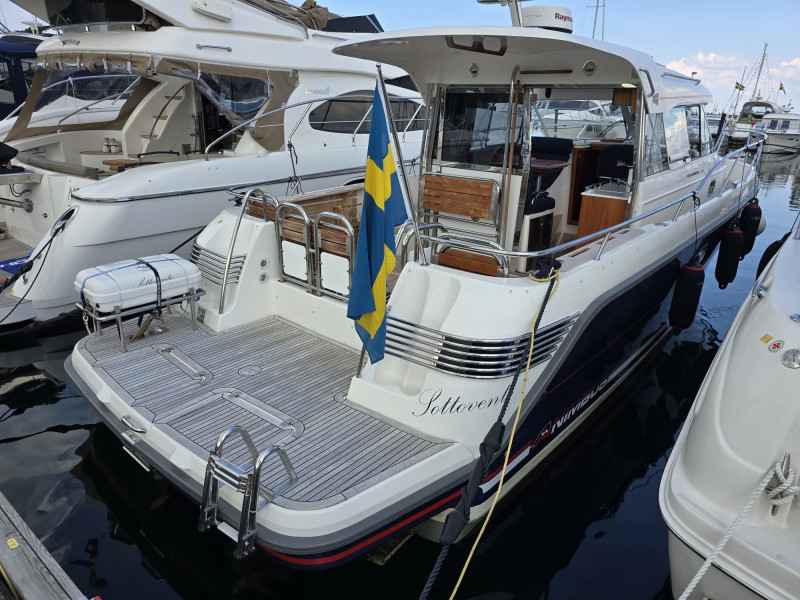 Motorboot Nimbus 35 Nova Coupé